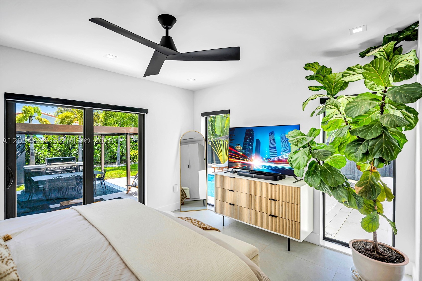 BRICKELL ESTATES - Residential