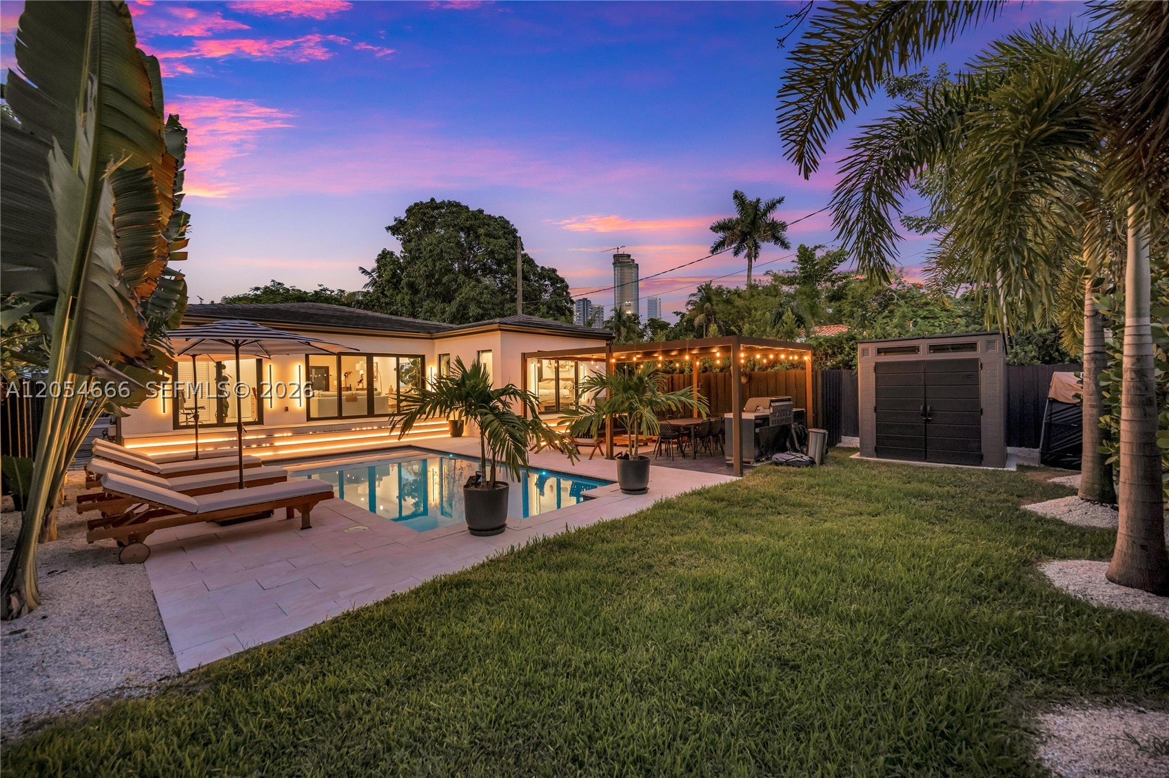BRICKELL ESTATES - Residential