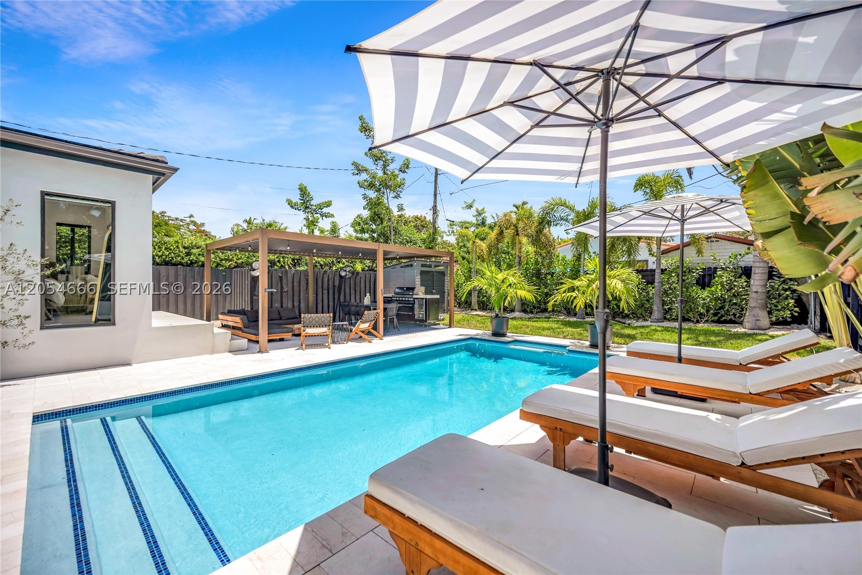 BRICKELL ESTATES - Residential