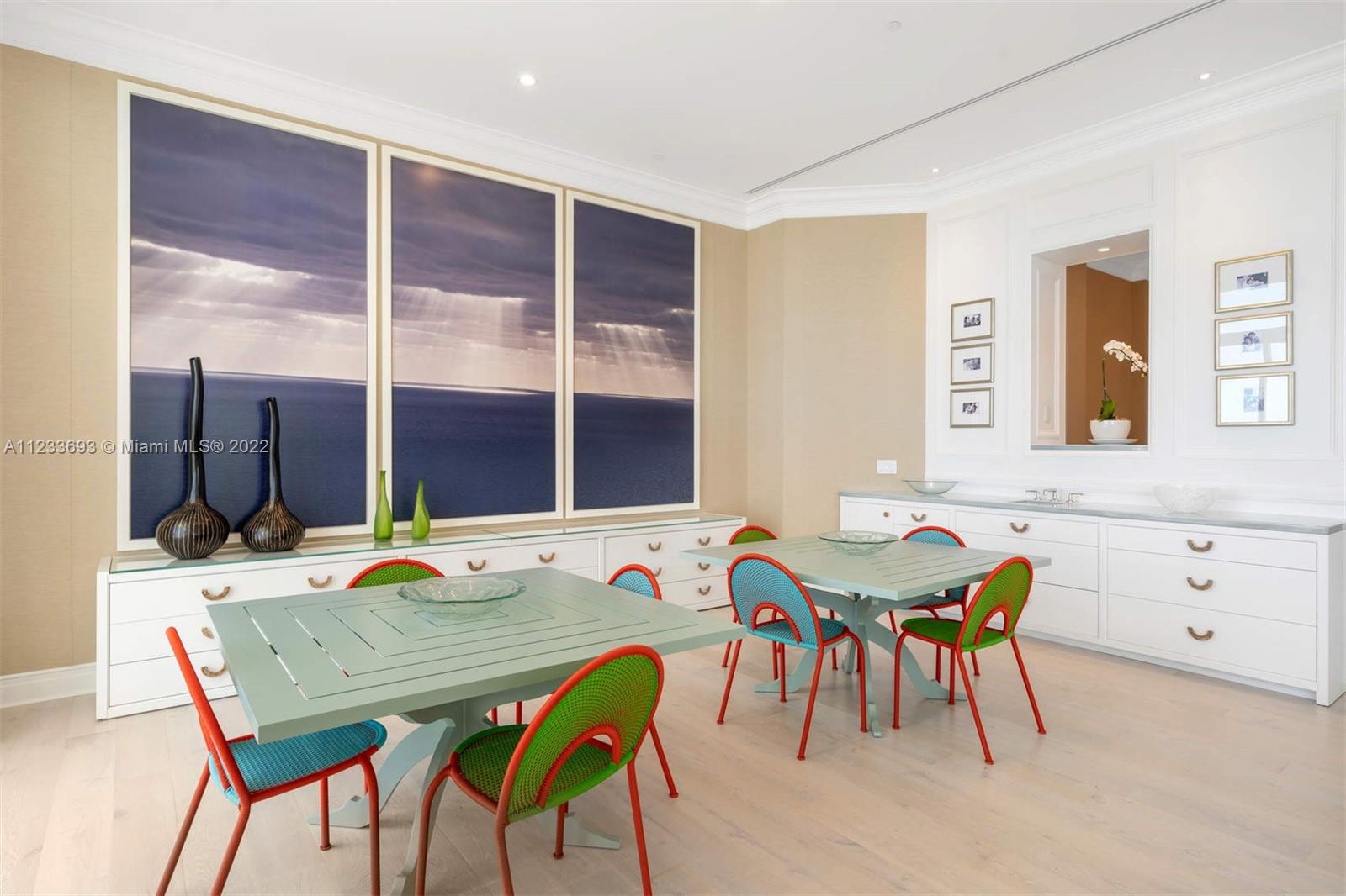 FONTAINEBLEAU II CONDO - Residential