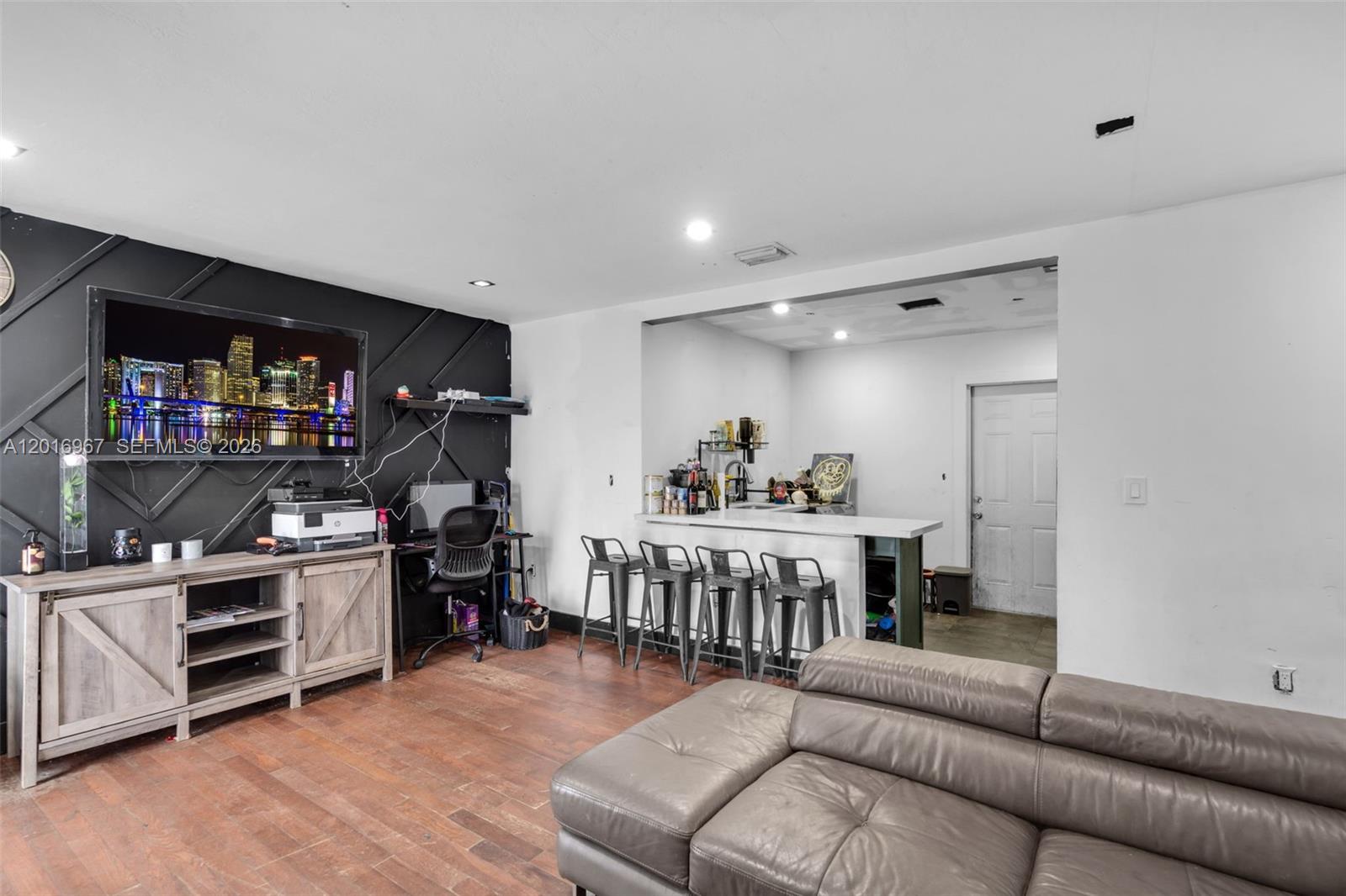 BOULEVARD HEIGHTS SEC 5 - Residential