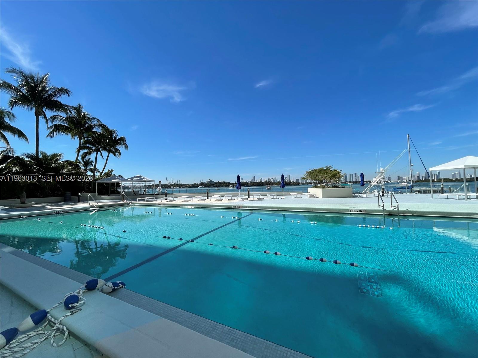 MIRADOR 1200 CONDO - Residential