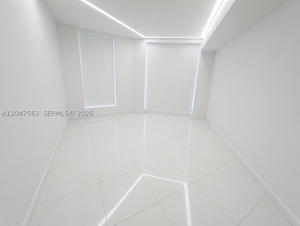 BRICKELL HOUSE CONDO - Residential