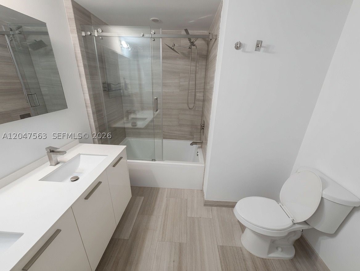 BRICKELL HOUSE CONDO - Residential