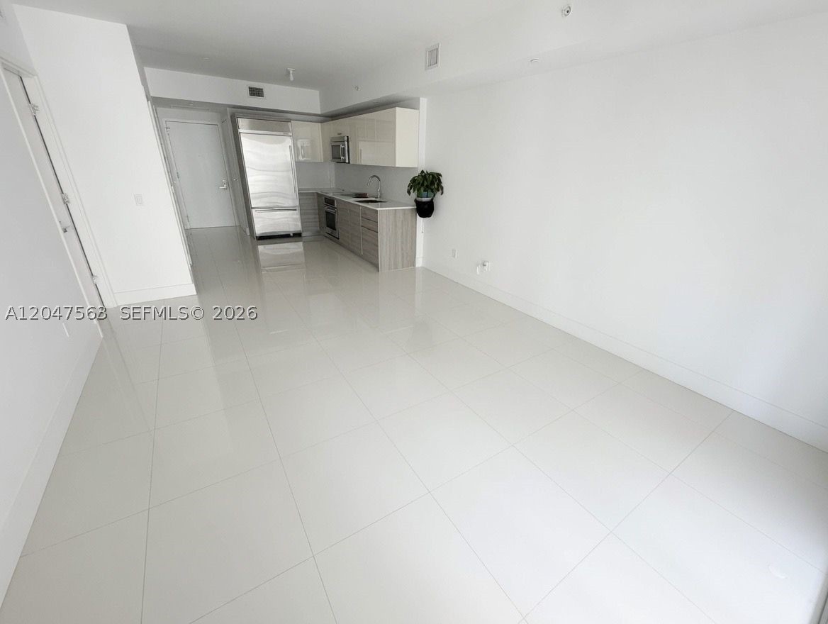 BRICKELL HOUSE CONDO - Residential
