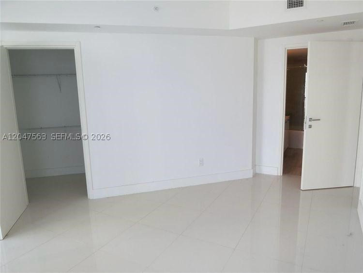 BRICKELL HOUSE CONDO - Residential