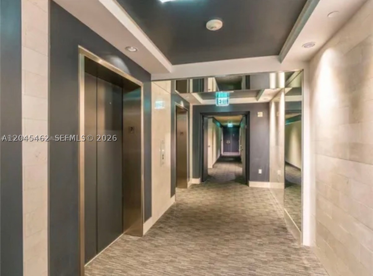 CARBONELL CONDO - Residential