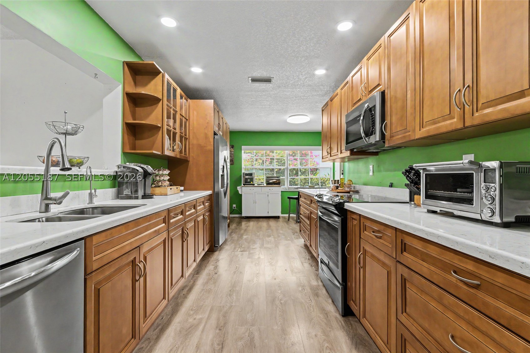 OAKLAND HILLS 5 SEC - Residential