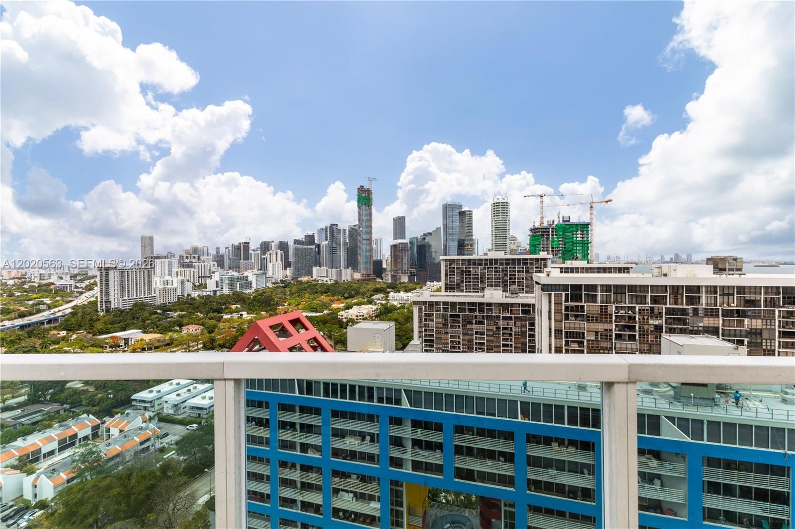 SKYLINE ON BRICKELL CONDO - Residential