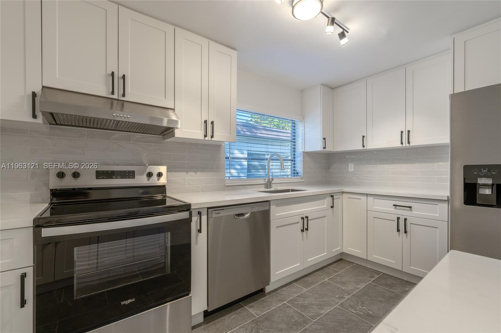 OSCEOLA HIGHLANDS - Residential Income