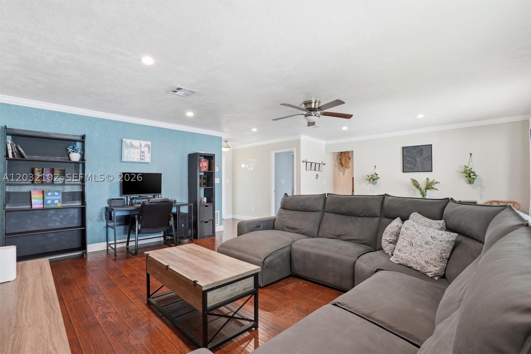 WINSTON PARK UNIT 4 - Residential
