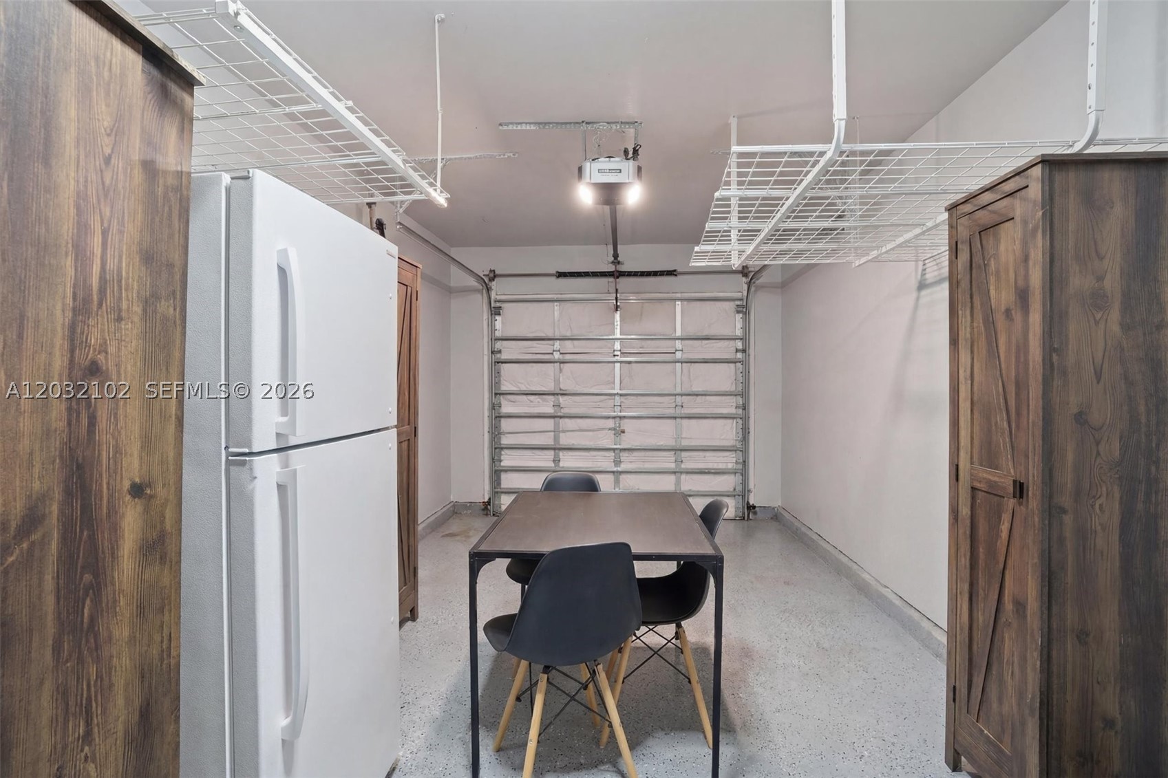 WINSTON PARK UNIT 4 - Residential