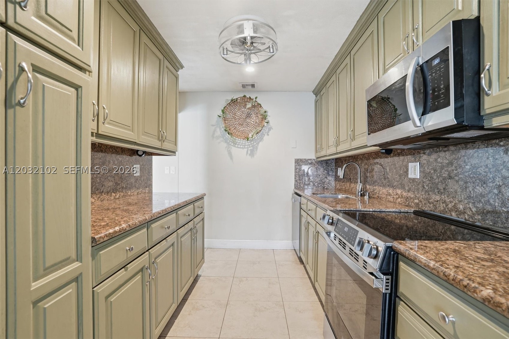 WINSTON PARK UNIT 4 - Residential