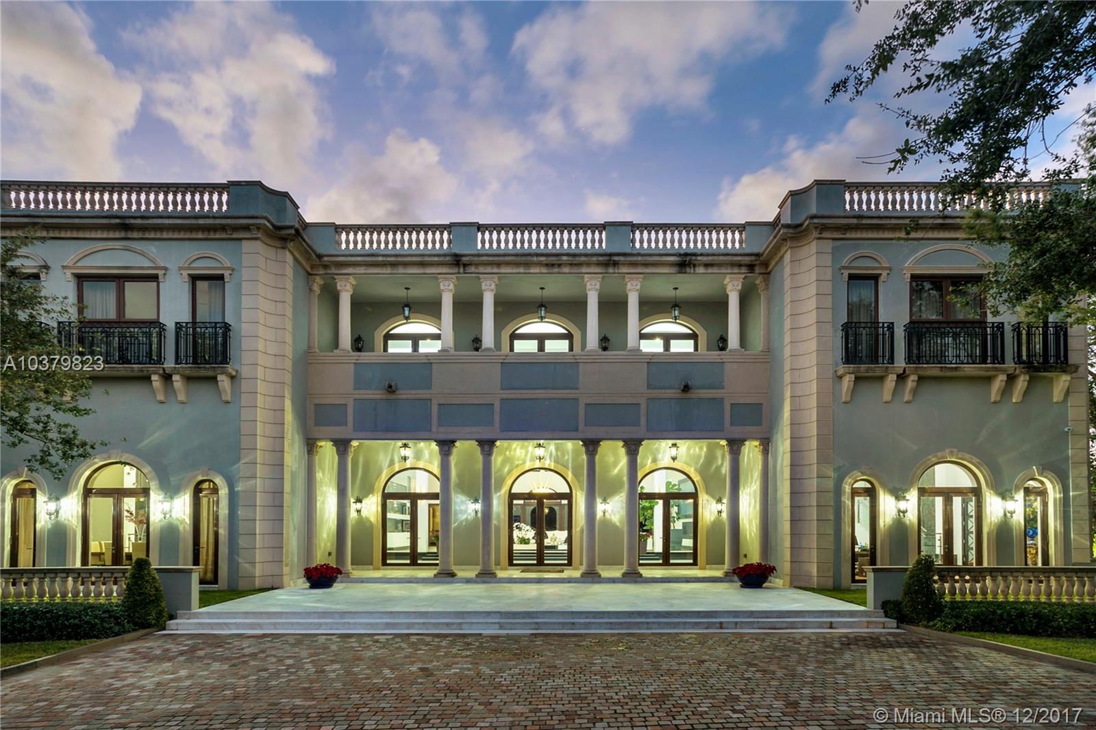 TOWN & RANCH ESTS - Residential