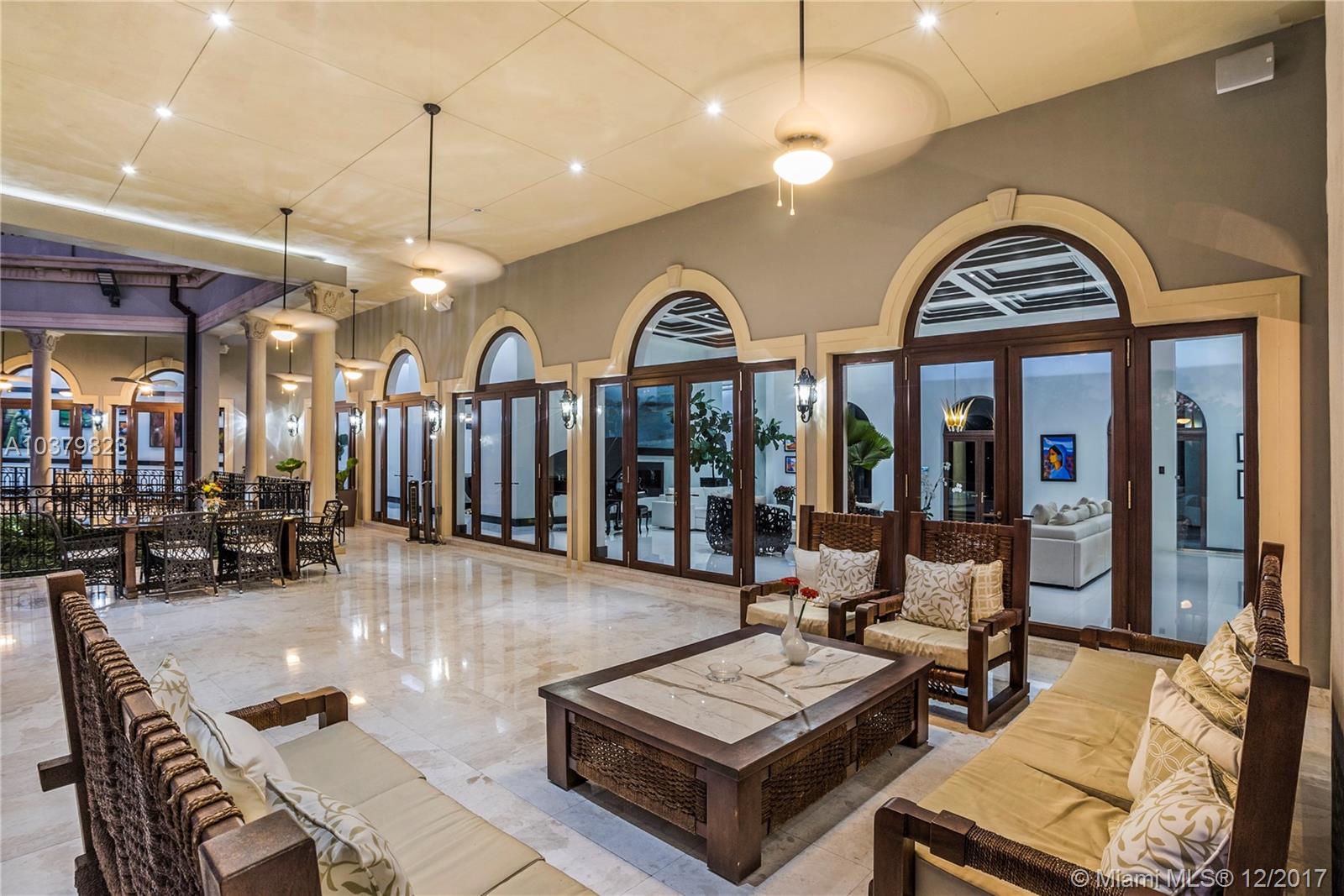 TOWN & RANCH ESTS - Residential