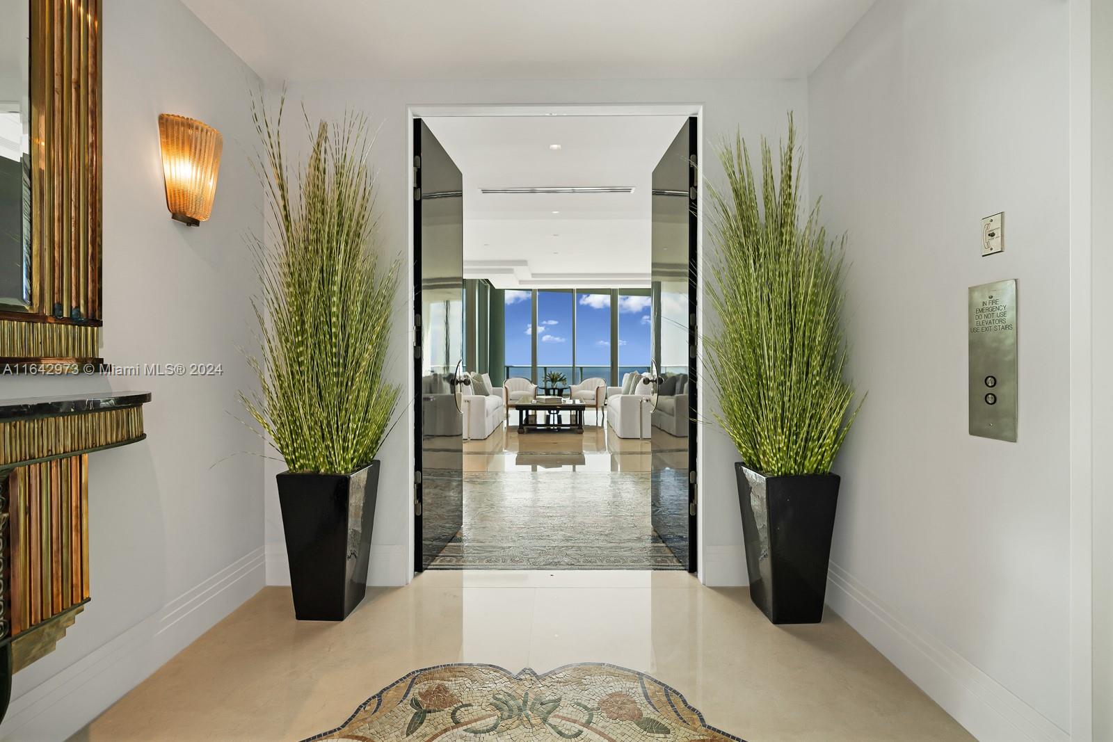 GROVENOR HOUSE CONDO - Residential
