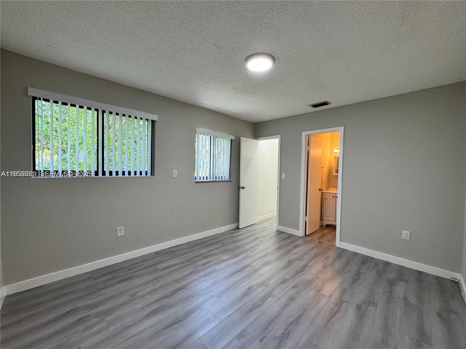 HOLLYWOOD PLACE CONDOMINI - Residential Lease