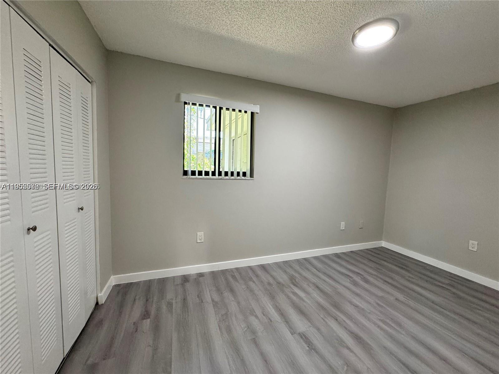 HOLLYWOOD PLACE CONDOMINI - Residential Lease