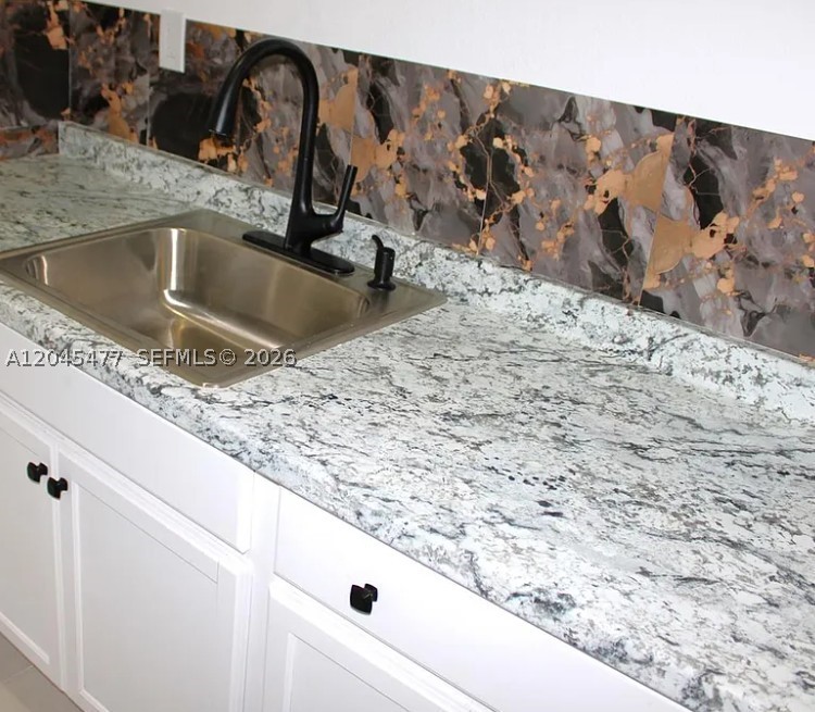 VILLAS AT CUTLER BAY COND - Residential
