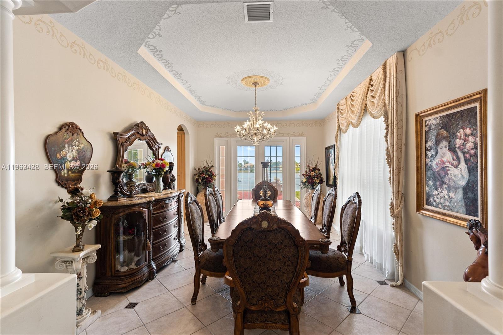 SILVER SHORES - Residential