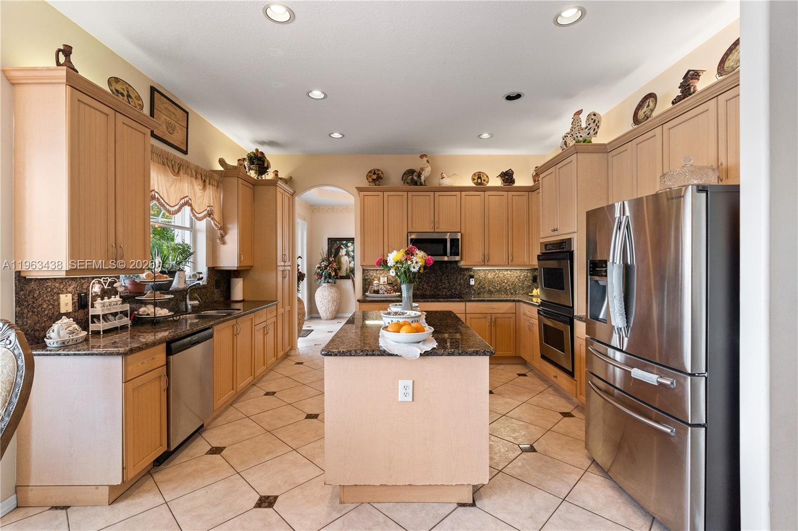 SILVER SHORES - Residential