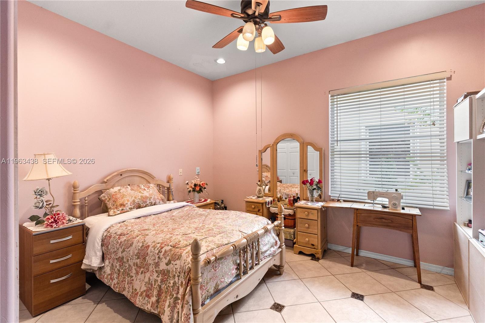SILVER SHORES - Residential