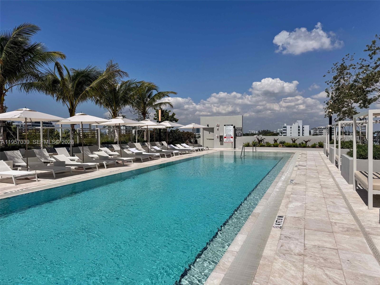 72 Park cond - Residential