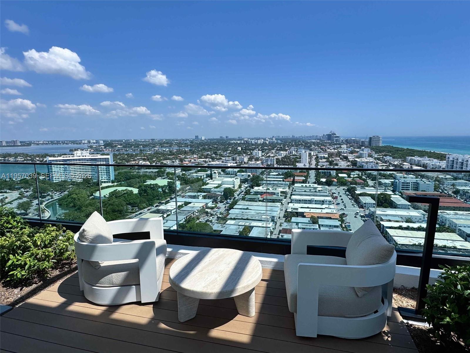 72 Park cond - Residential
