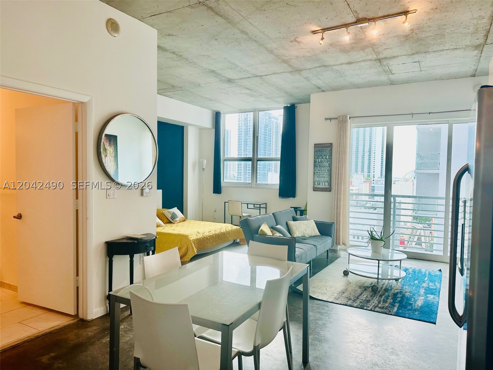 THE LOFT DOWNTOWN II COND - Residential Lease