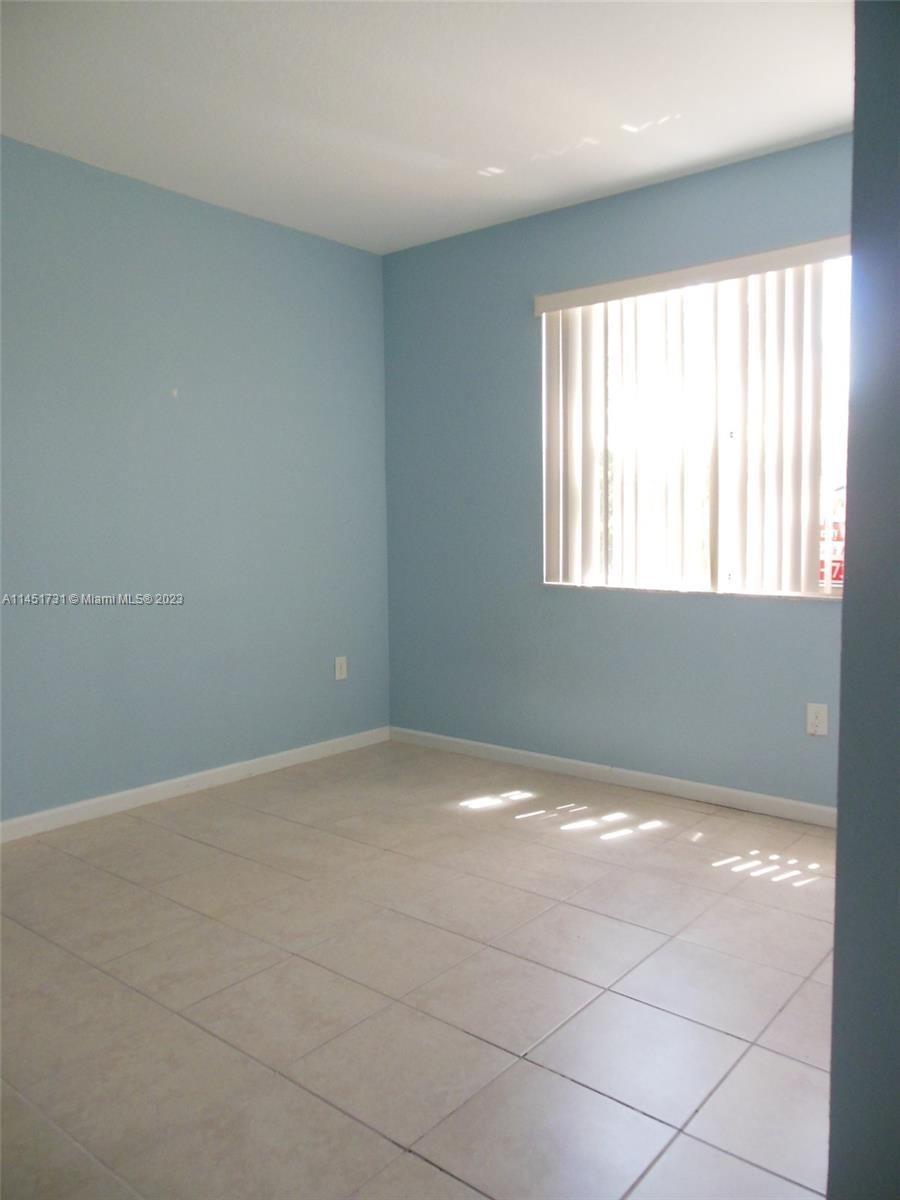 PORTOFINO PALMS - Residential Lease