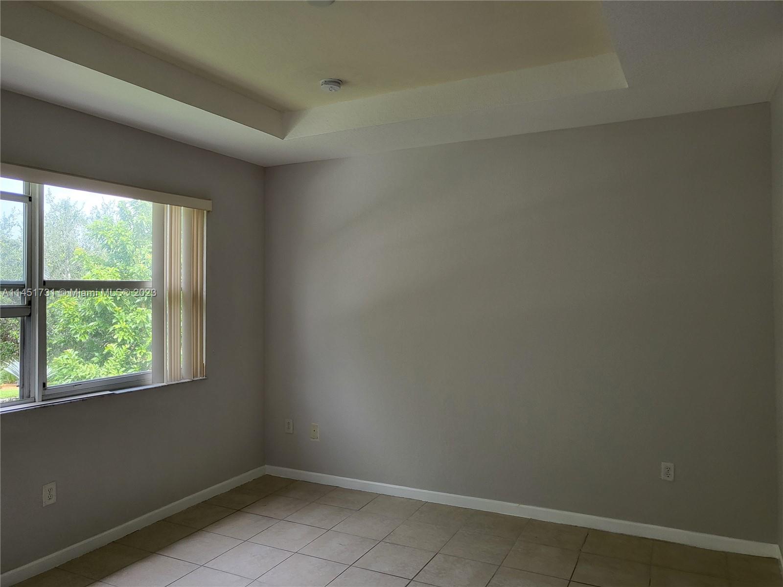 PORTOFINO PALMS - Residential Lease