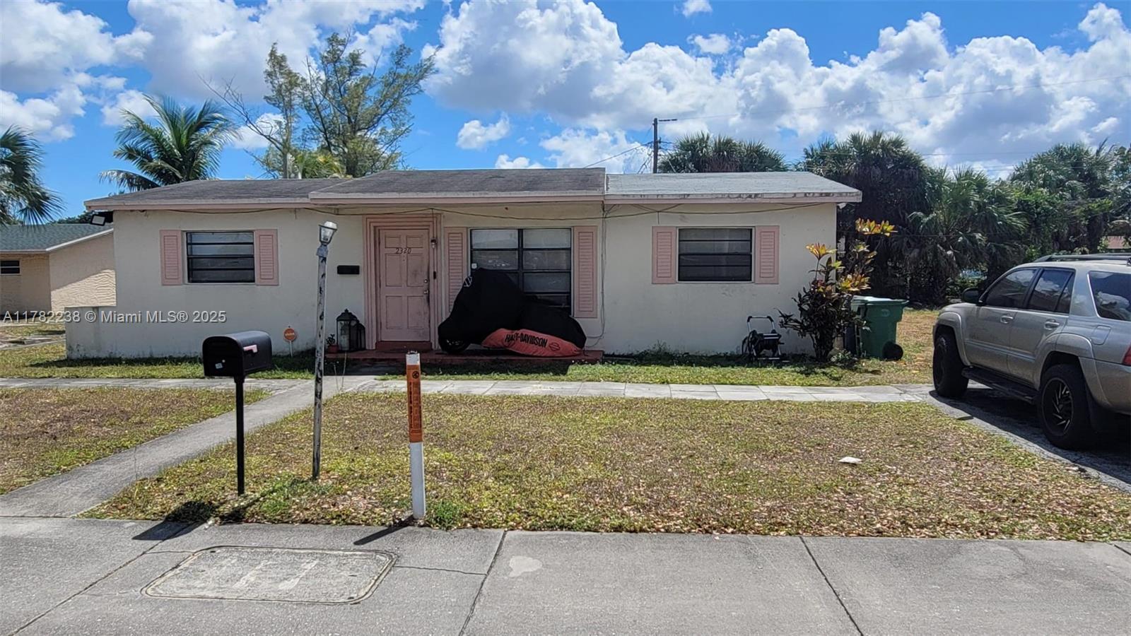 3 BEDROOM 2 BATHROOM HOME ON AN OVERSIZED LOT LOCATED IN CLOSE PROXIMITY TO THE HARD ROCK STADIUM WITH EASY ACCESS TO MAJOR HIGHWAYS, RESTAURANTS, AND SHOPPING PLAZAS.