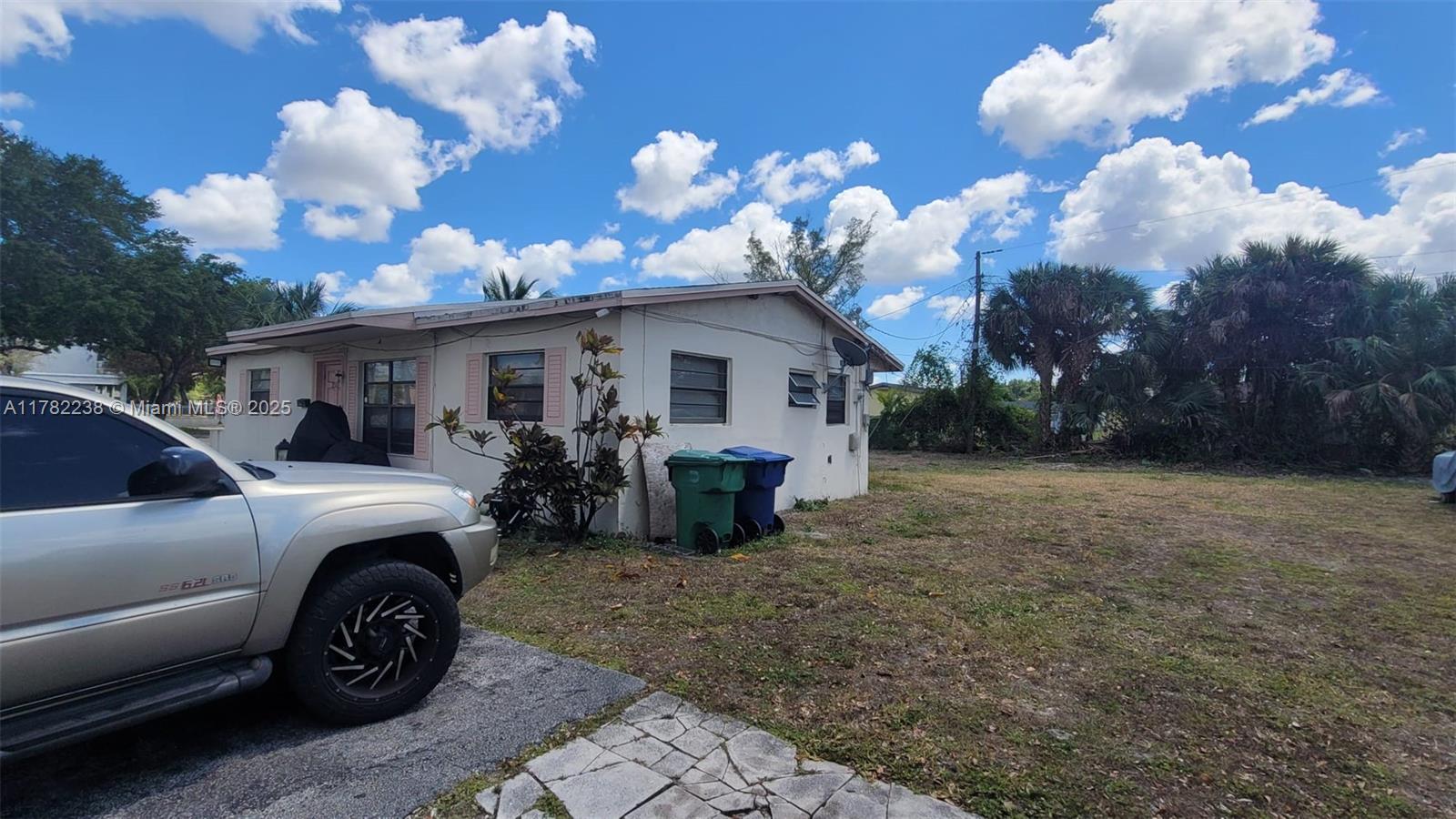 ALLSTATE MANOR - Residential