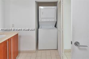 THE AXIS ON BRICKELL II C - Residential Lease