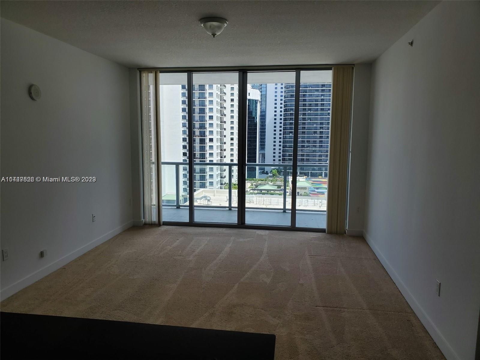 THE AXIS ON BRICKELL II C - Residential Lease