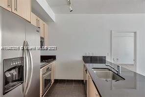 THE AXIS ON BRICKELL II C - Residential Lease