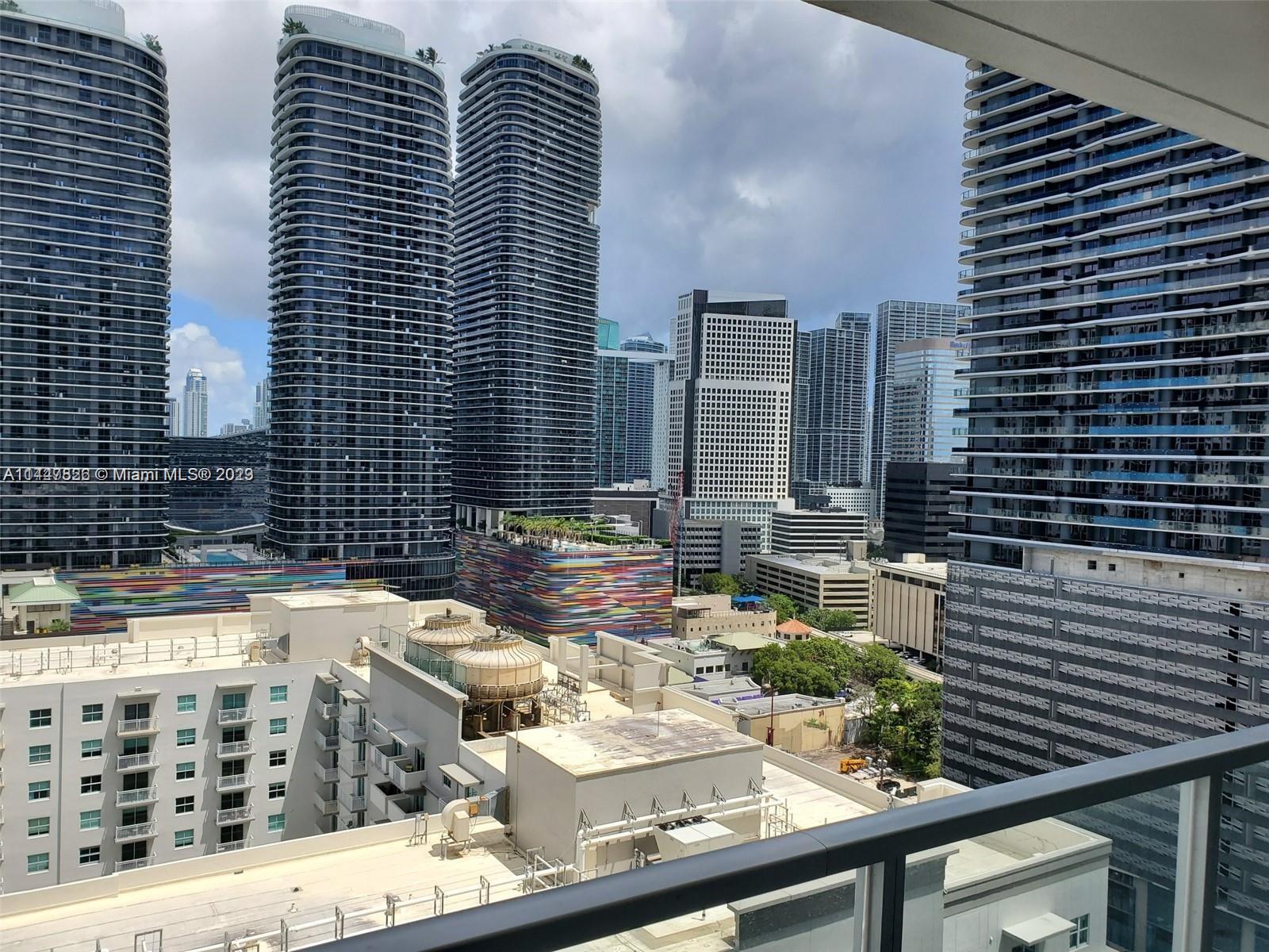 THE AXIS ON BRICKELL II C - Residential Lease