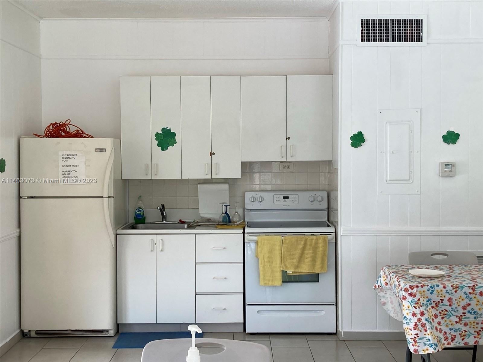 WARRENTON HOUSE CONDO - Residential