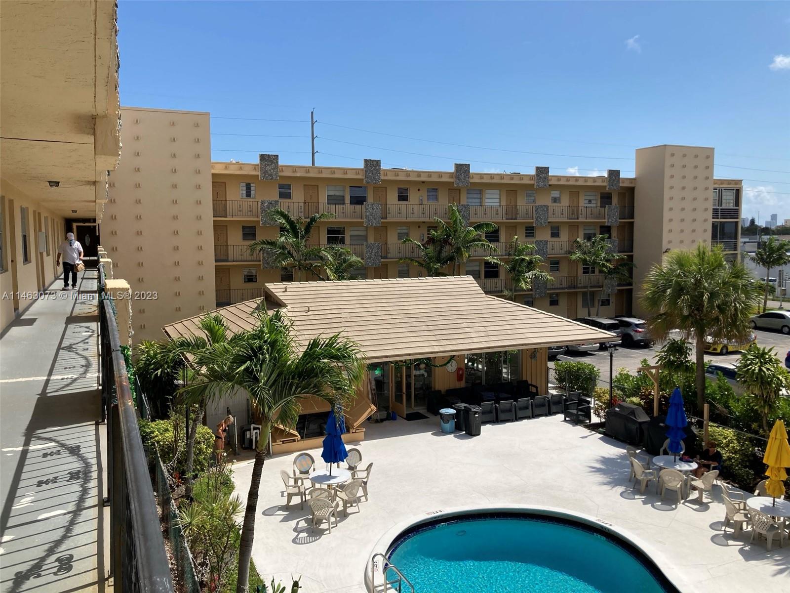WARRENTON HOUSE CONDO - Residential