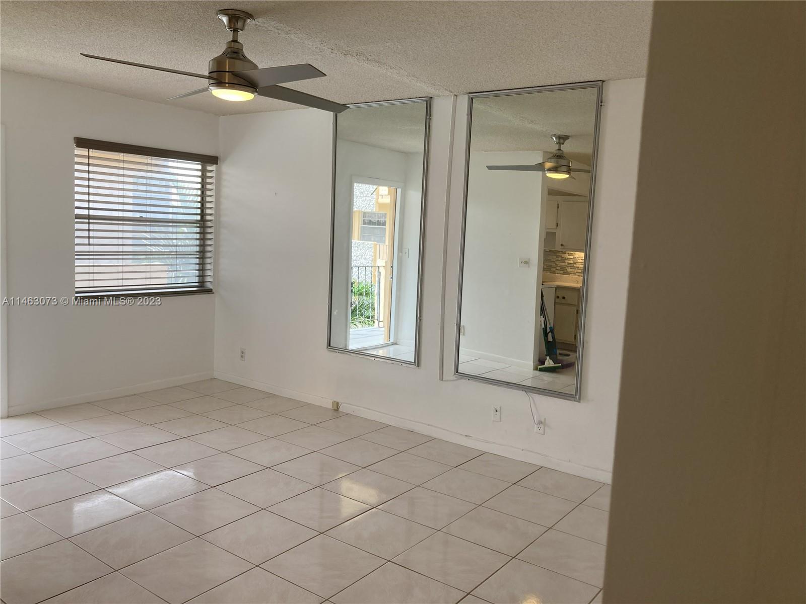 WARRENTON HOUSE CONDO - Residential