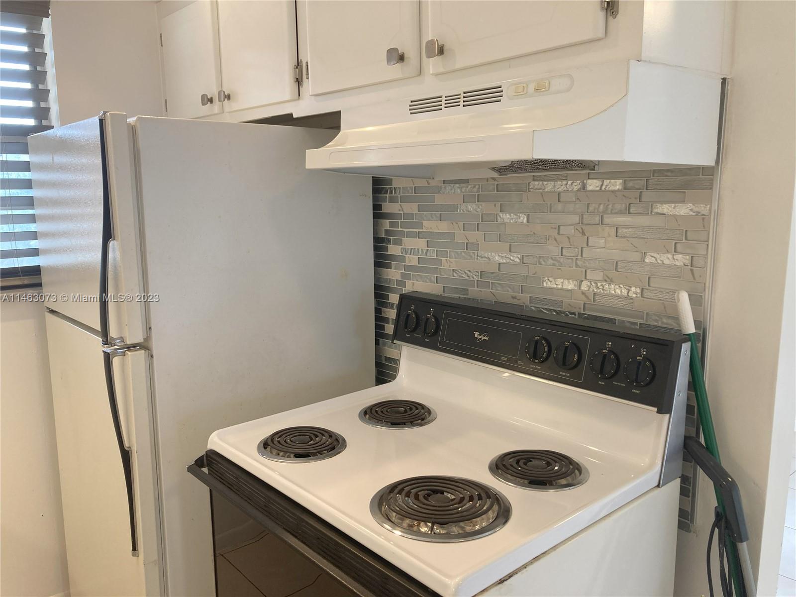 WARRENTON HOUSE CONDO - Residential