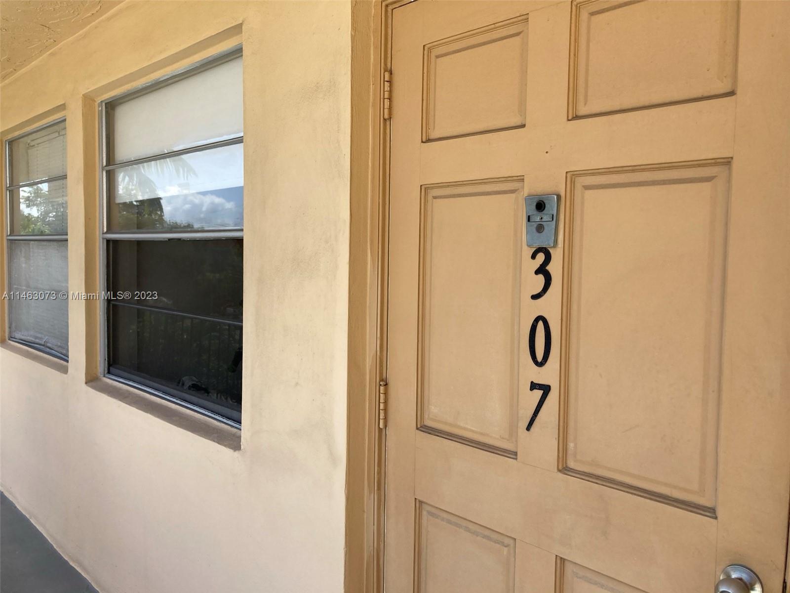 WARRENTON HOUSE CONDO - Residential