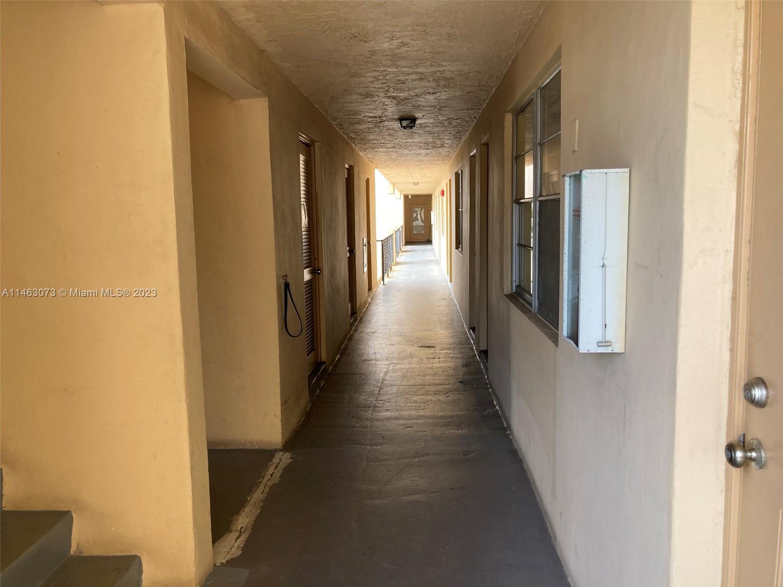 WARRENTON HOUSE CONDO - Residential