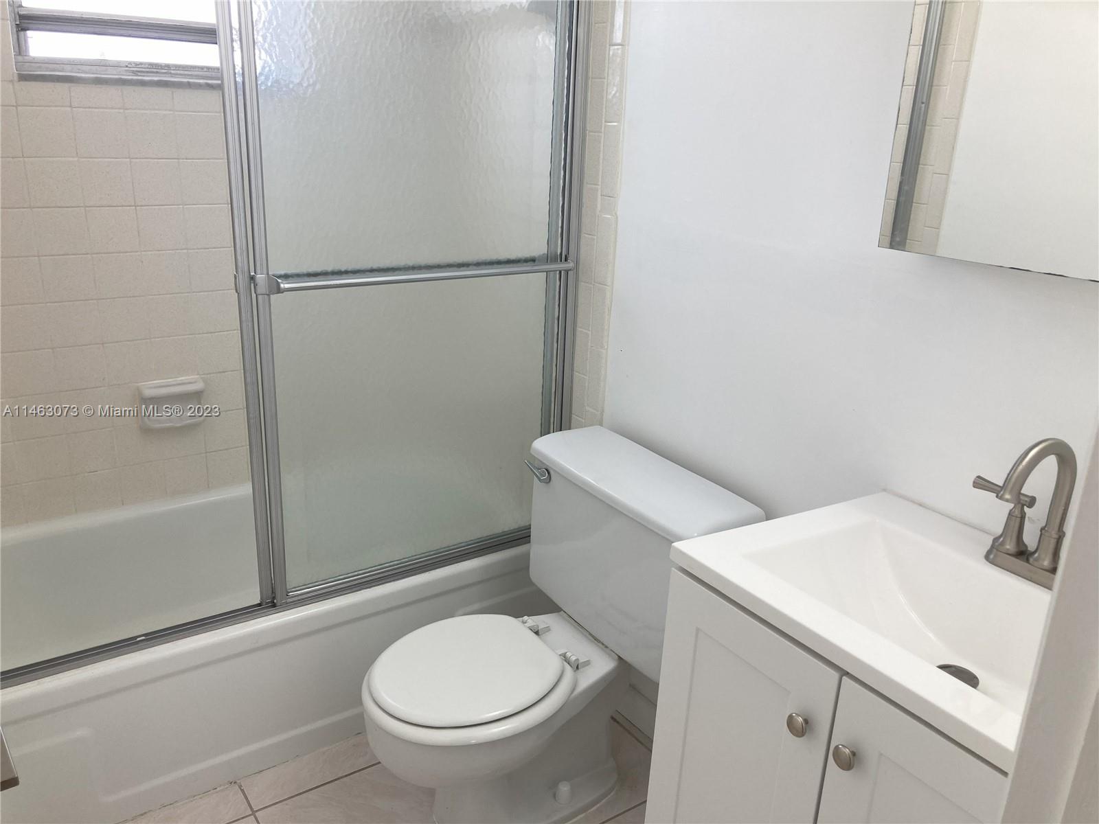 WARRENTON HOUSE CONDO - Residential