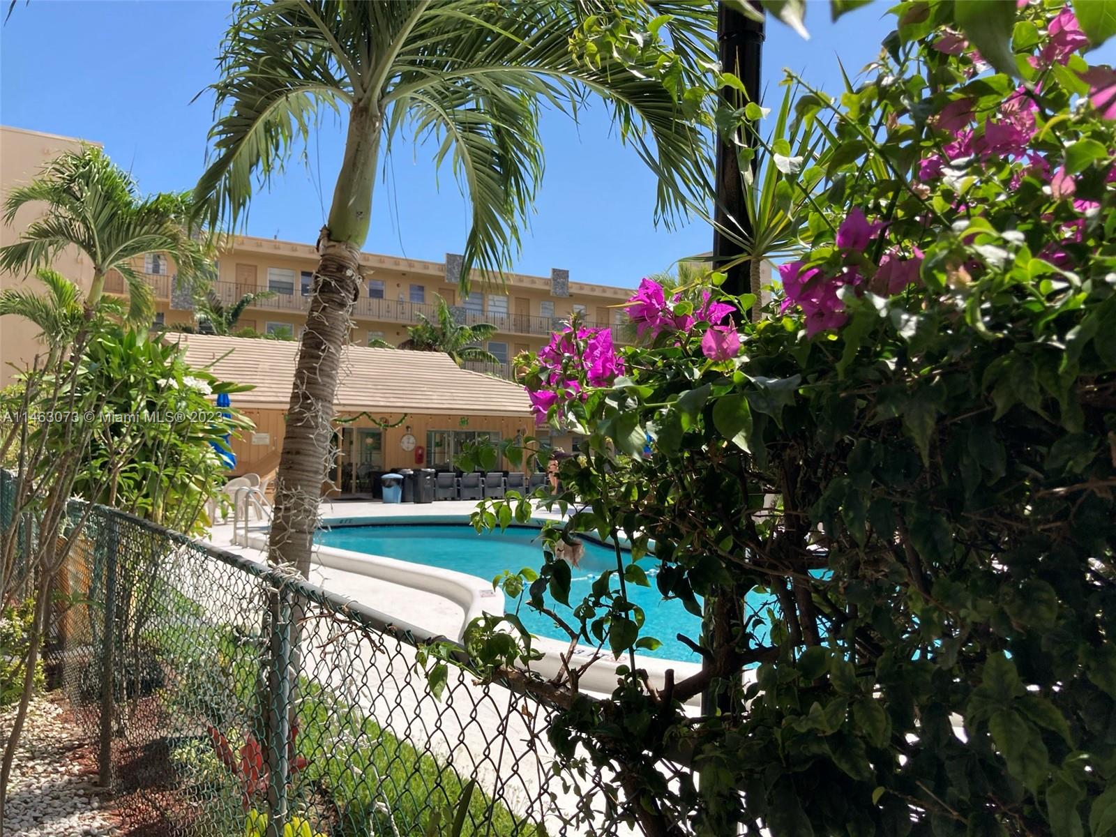 WARRENTON HOUSE CONDO - Residential