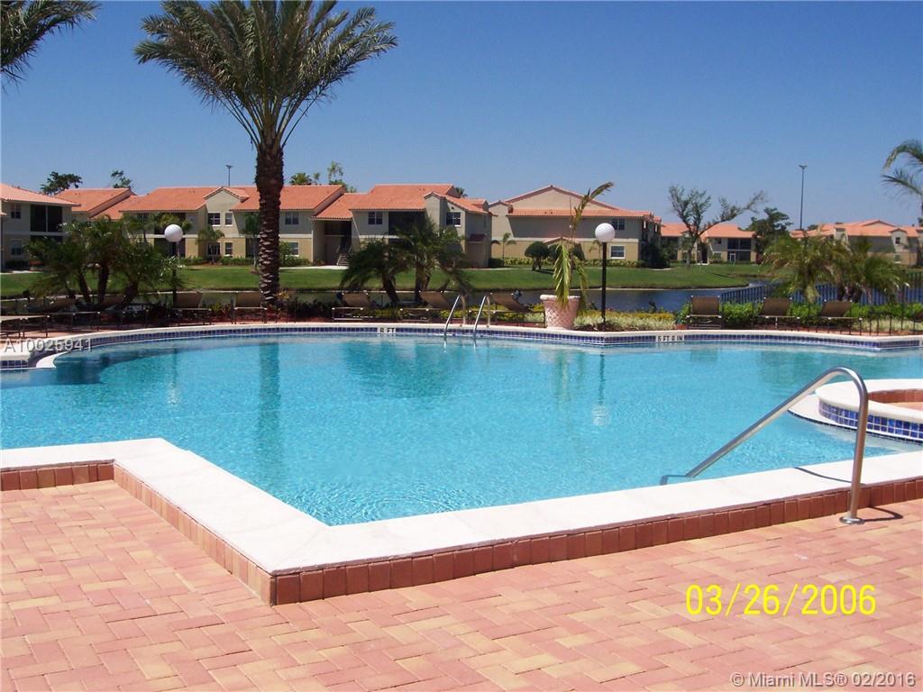 ROYAL POINCIANA CONDO - Residential Lease
