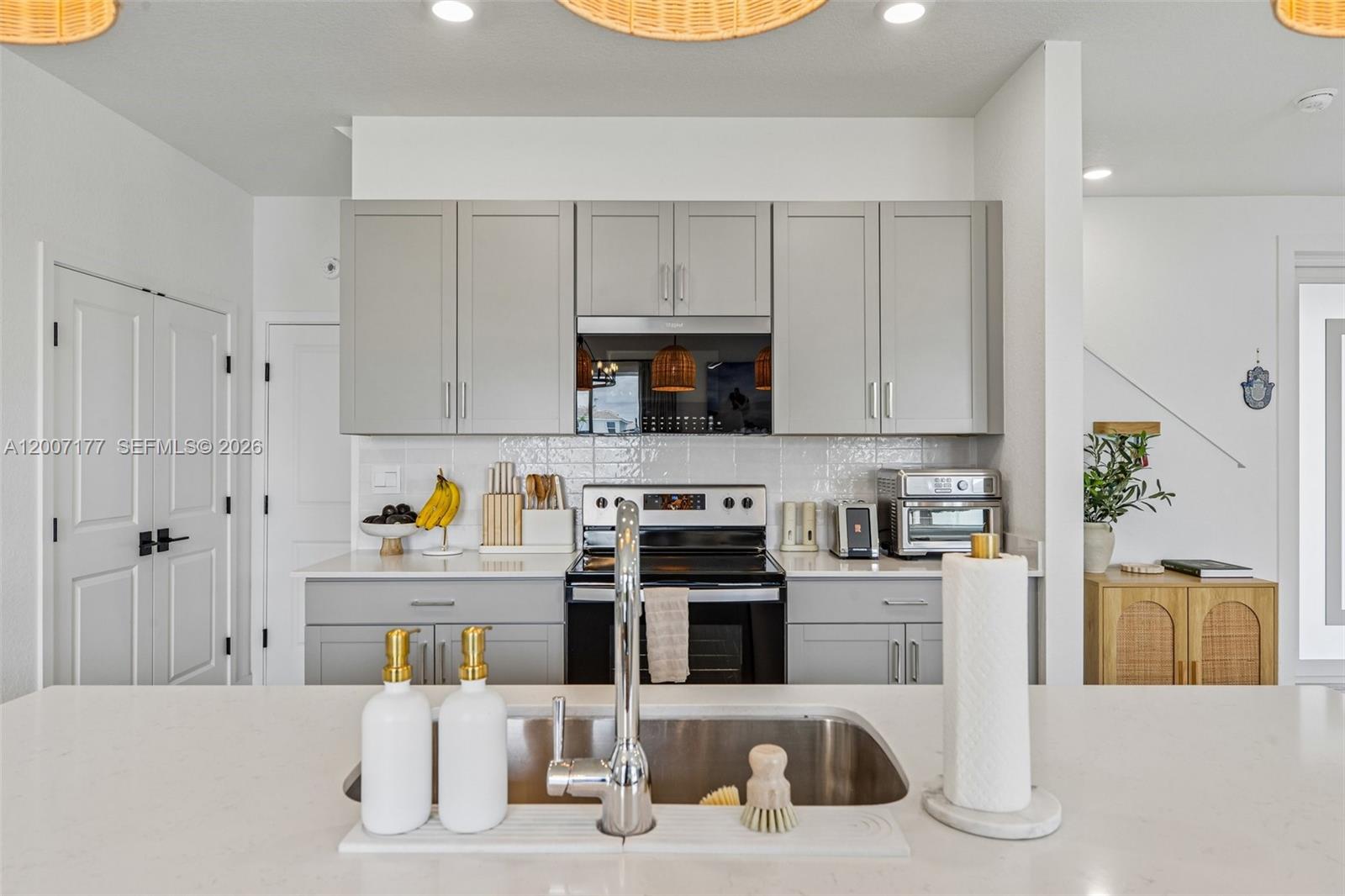 MESSINA PLACE - Residential