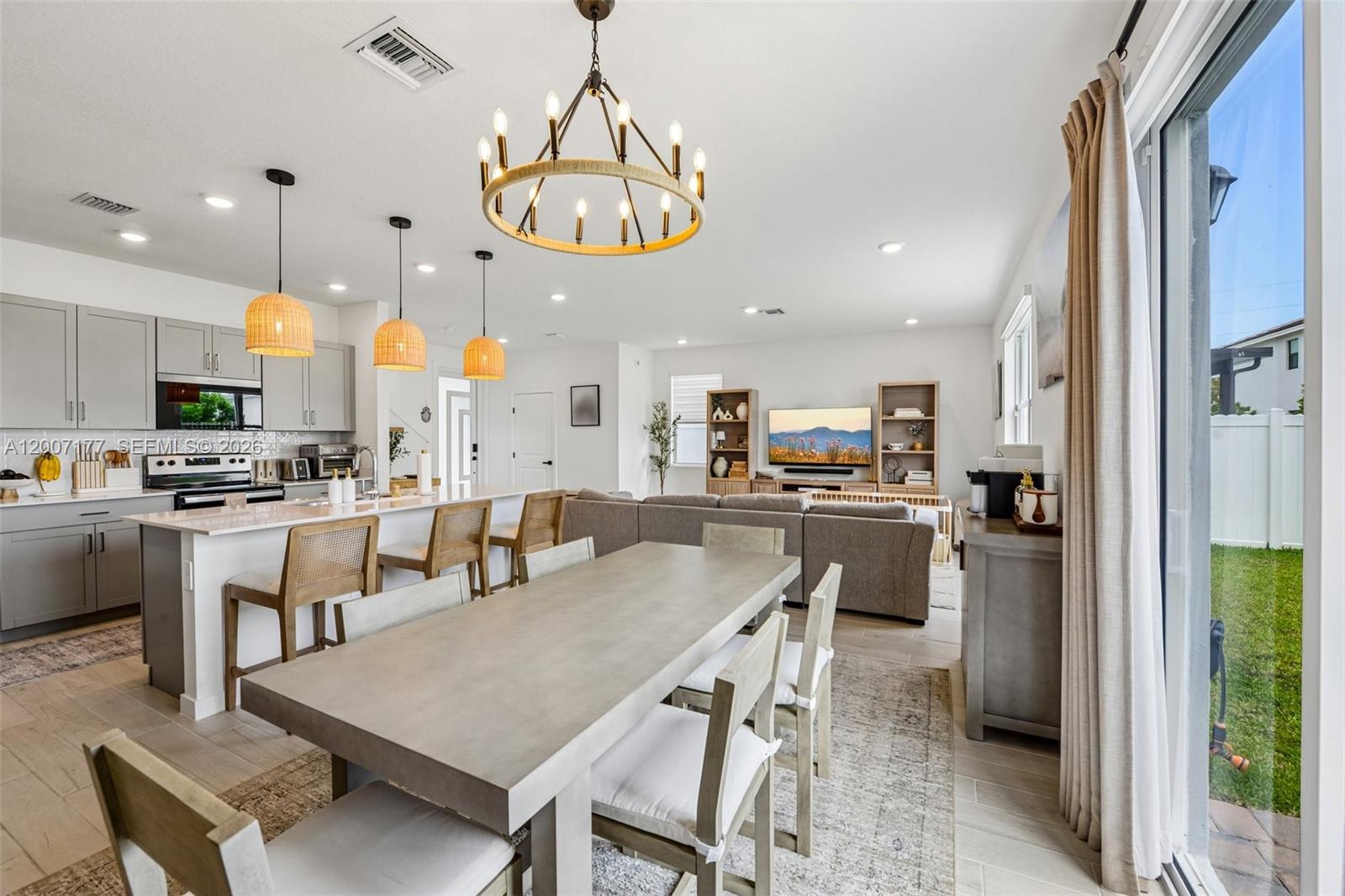 MESSINA PLACE - Residential
