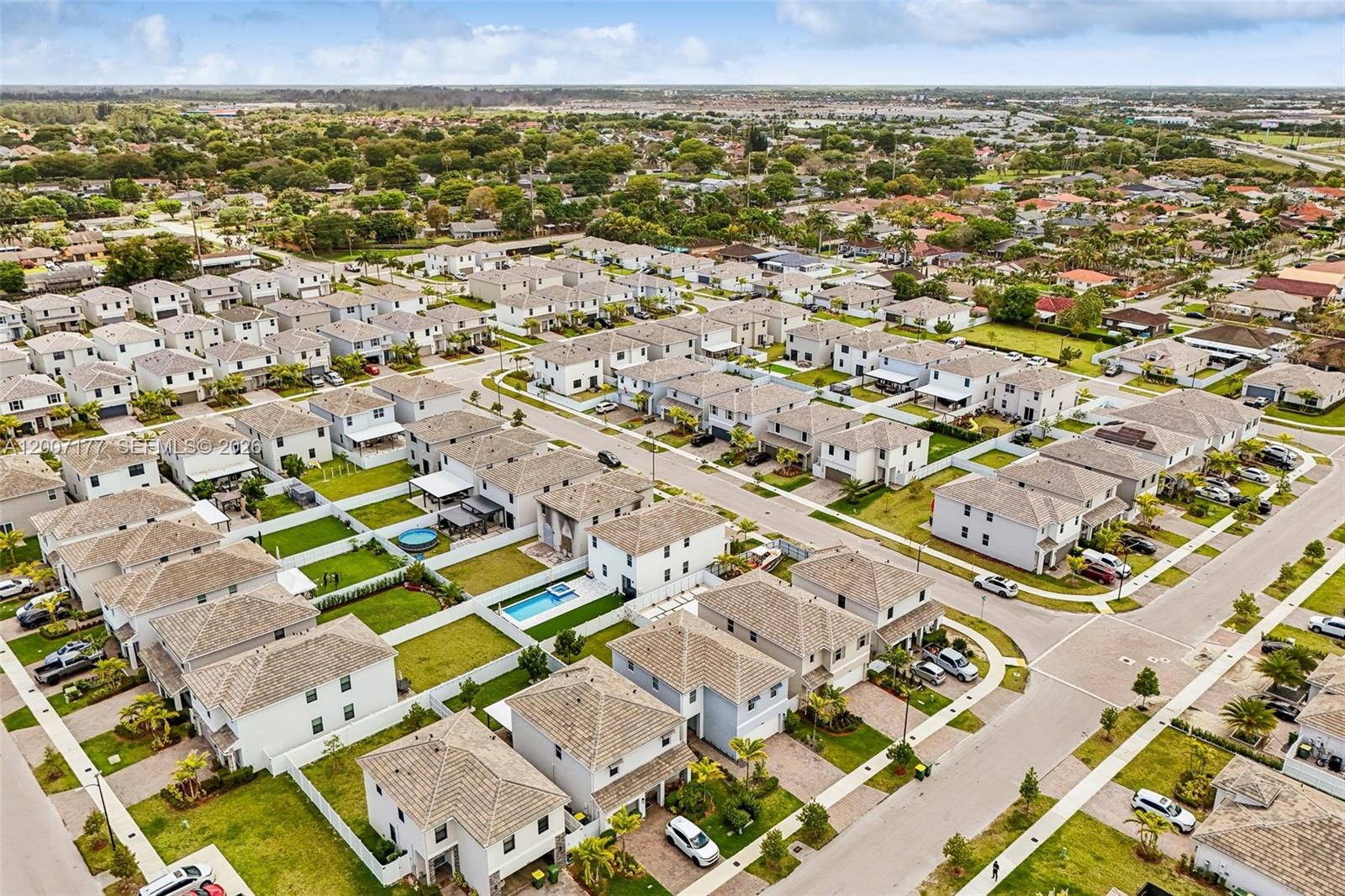 MESSINA PLACE - Residential