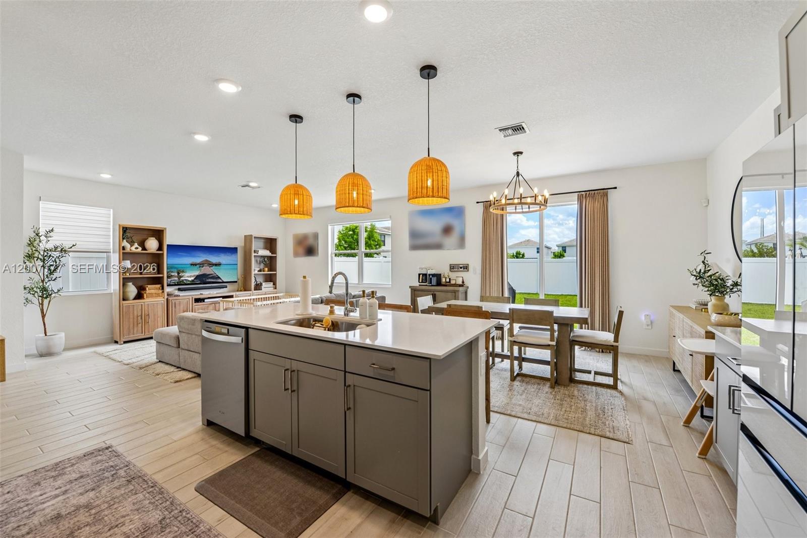 MESSINA PLACE - Residential